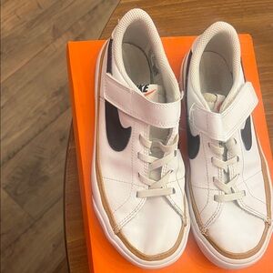 Nike Kids White and Black Sneakers with Tan Accents